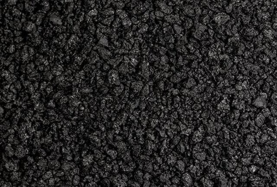 1mm-10mm Graphite Petroleum Coke 98.5% คาร์บอนสำหรับการหล่อเหล็กอย่างต่อเนื่อง