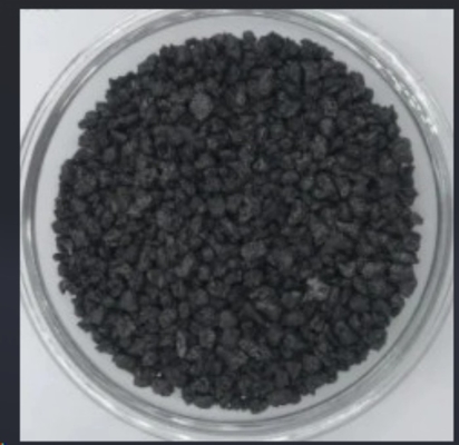 100-500ppm ปิโตรเลียมโค้กที่เผาแล้ว 0.01% -0.05% กำมะถัน 0.6% ผงแกรไฟต์สังเคราะห์เถ้า